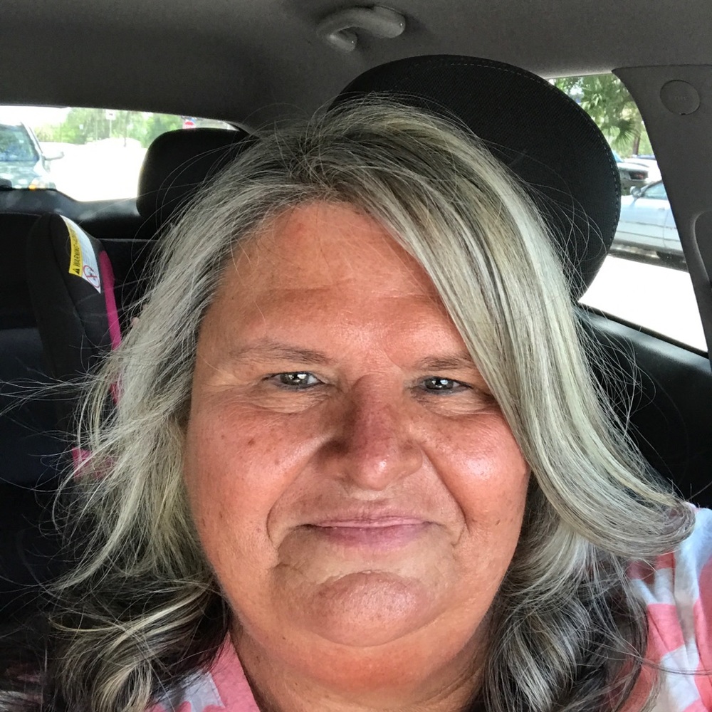Meet your Posher, Debbie